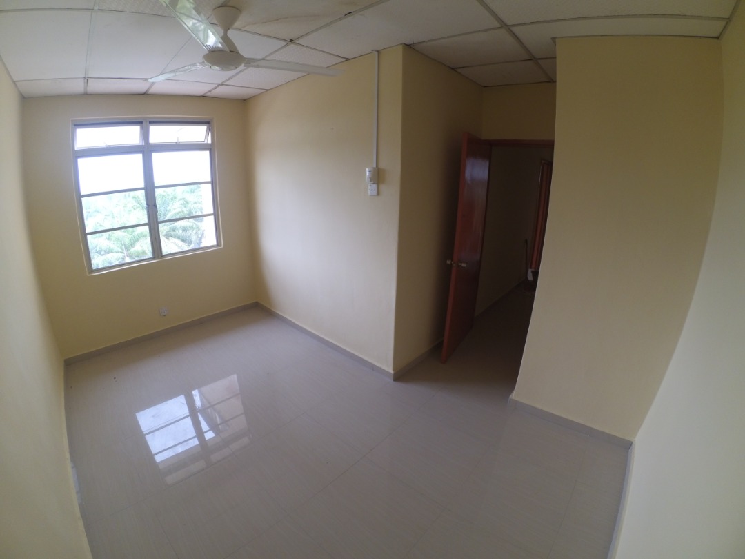 DUPLEX Pangsapuri Langat Utama Sepang - photo 6