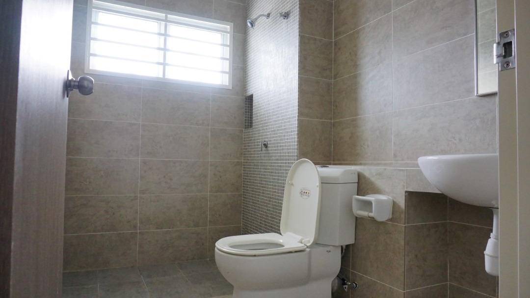 2 Storey Terrace Mekar Bandar Ainsdale Seremban - photo 2
