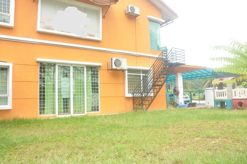 CORNER LOT Sering Ukay 2 Storey Superlink House - photo 2