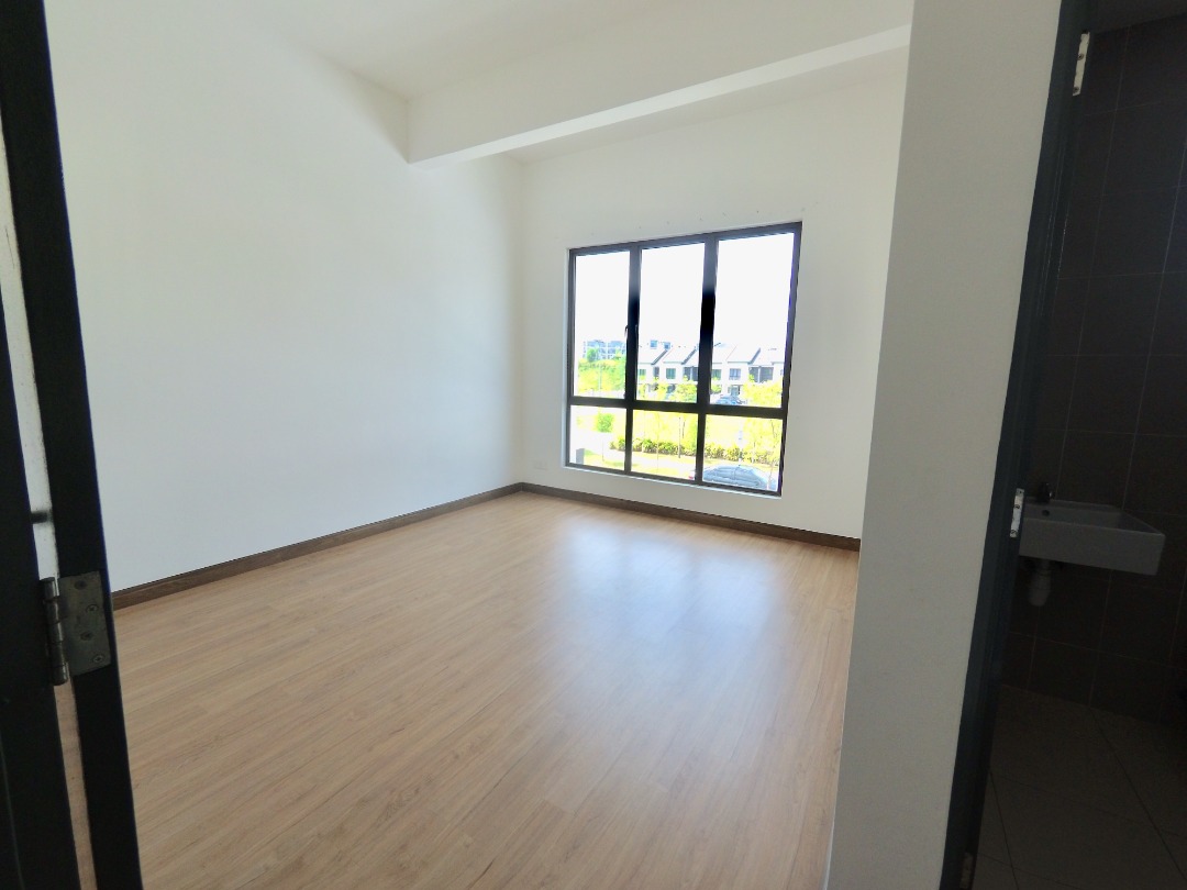 FACING SURAU 2 Sty Murni Bandar Ainsdale Seremban - photo 7