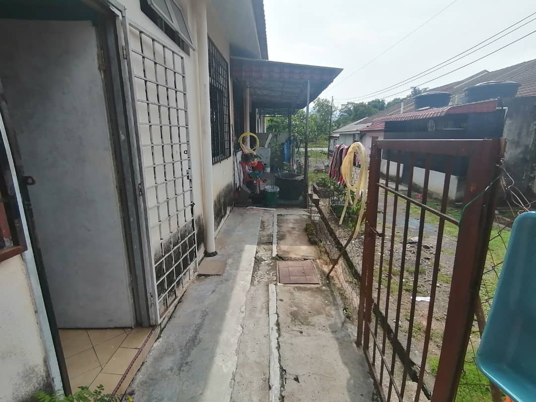 Single Storey Seksyen 6 Bandar Rinching Semenyih - photo 6