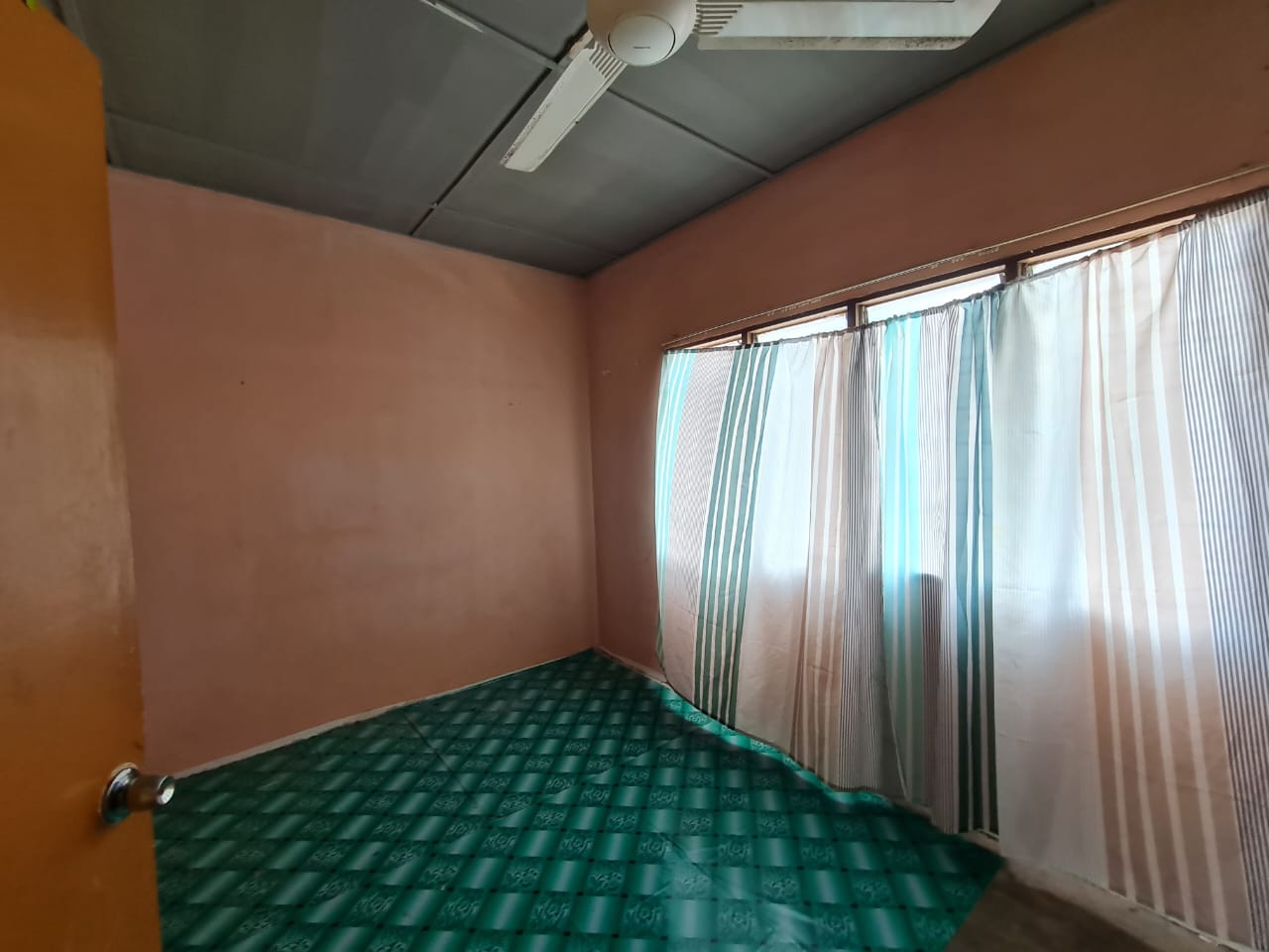 TERES 2 TINGKAT TAMAN BERJAYA KAJANG - photo 4