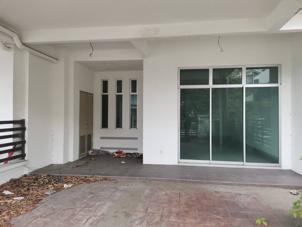 Double Storey Terrace Bangi Seksyen 8 - photo 2