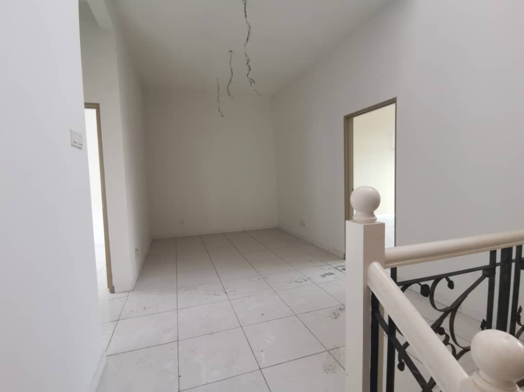 Double Storey Terrace Bangi Seksyen 8 - photo 7