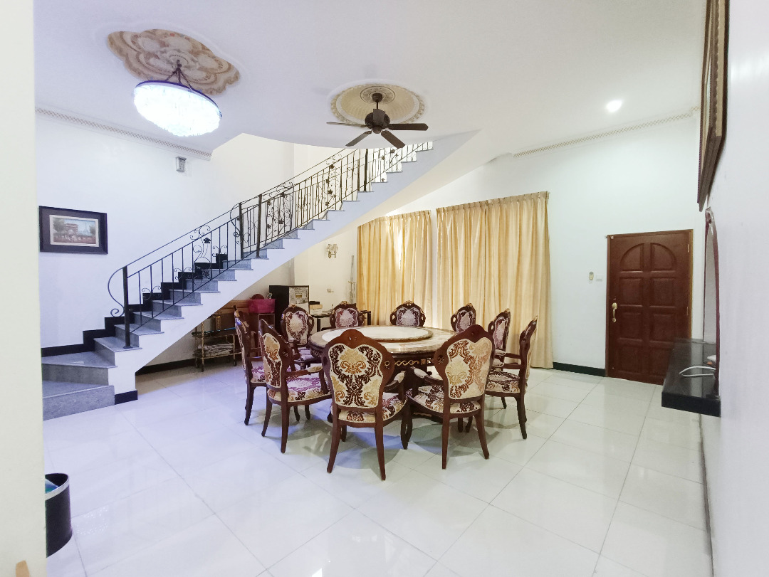 DOUBLE STOREY BUNGALOW BUKIT MAHKOTA BANGI - photo 2