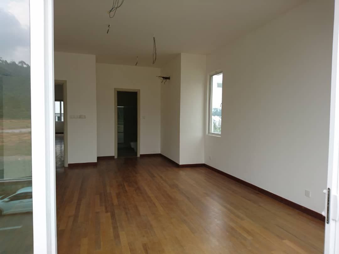 Dolomite Templer Double Storey Corner Lot Selayang - photo 4