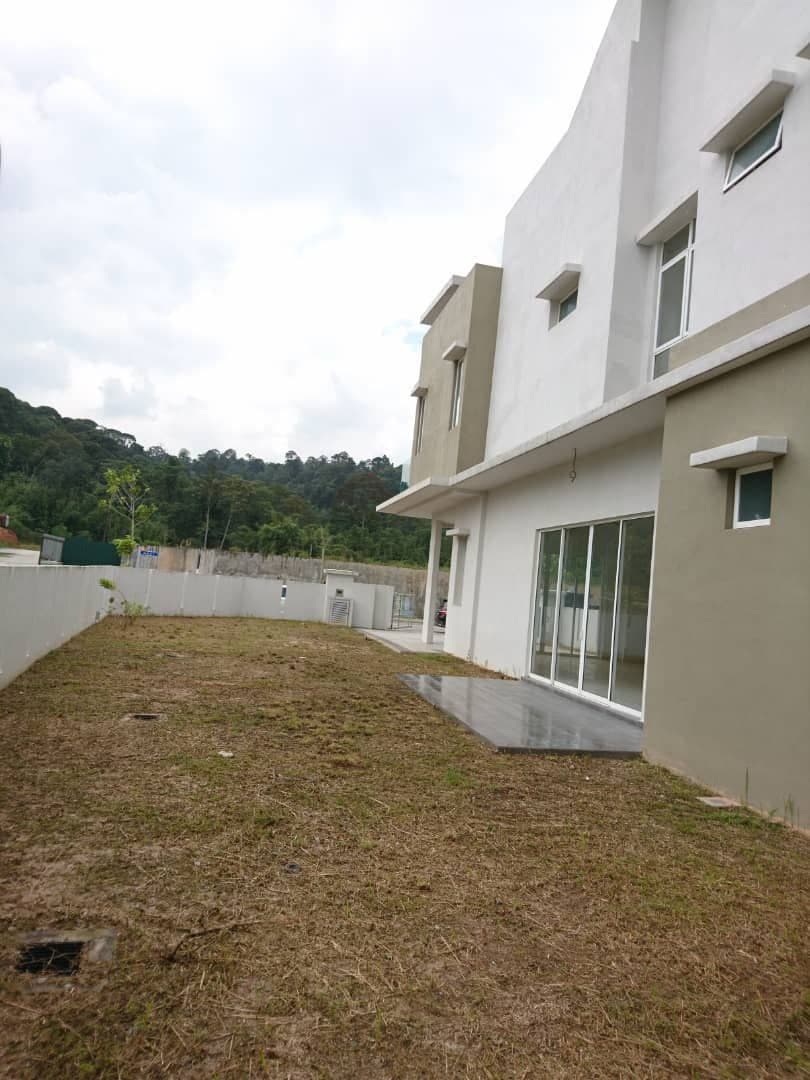 Dolomite Templer Double Storey Corner Lot Selayang - photo 8