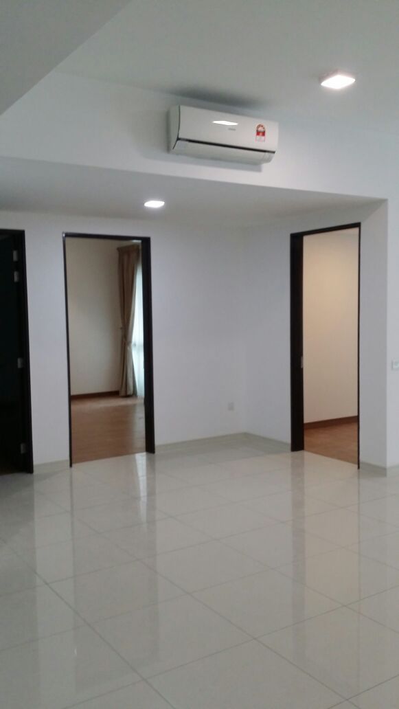 Happy Garden Seringin Condominium for Sale - photo 2