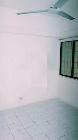 GROUND FLOOR UNIT Pangsapuri Perdana Seksyen 13 - photo 3