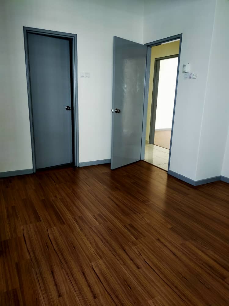 PARTIAL FURNISHED Pelangi Heights Apartment Klang - photo 4