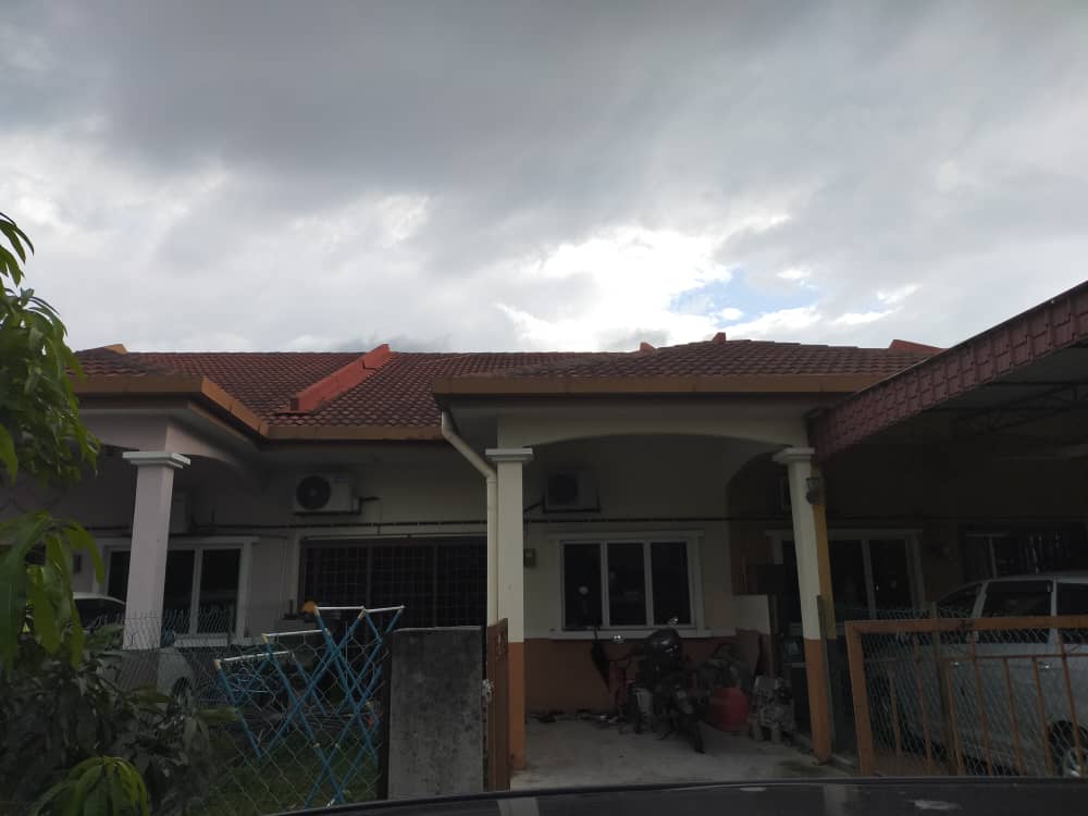 SINGLE STOREY TERRACE AT TAMAN MERU AMAN, KLANG - photo 3