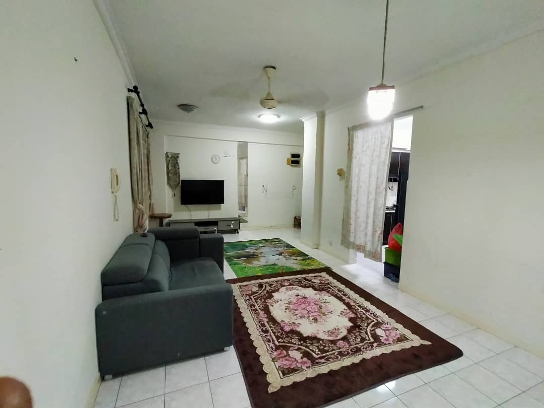 PARTIALLY FURNIESHED ELAEIS 2 CONDO BUKIT JELUTONG - photo 2