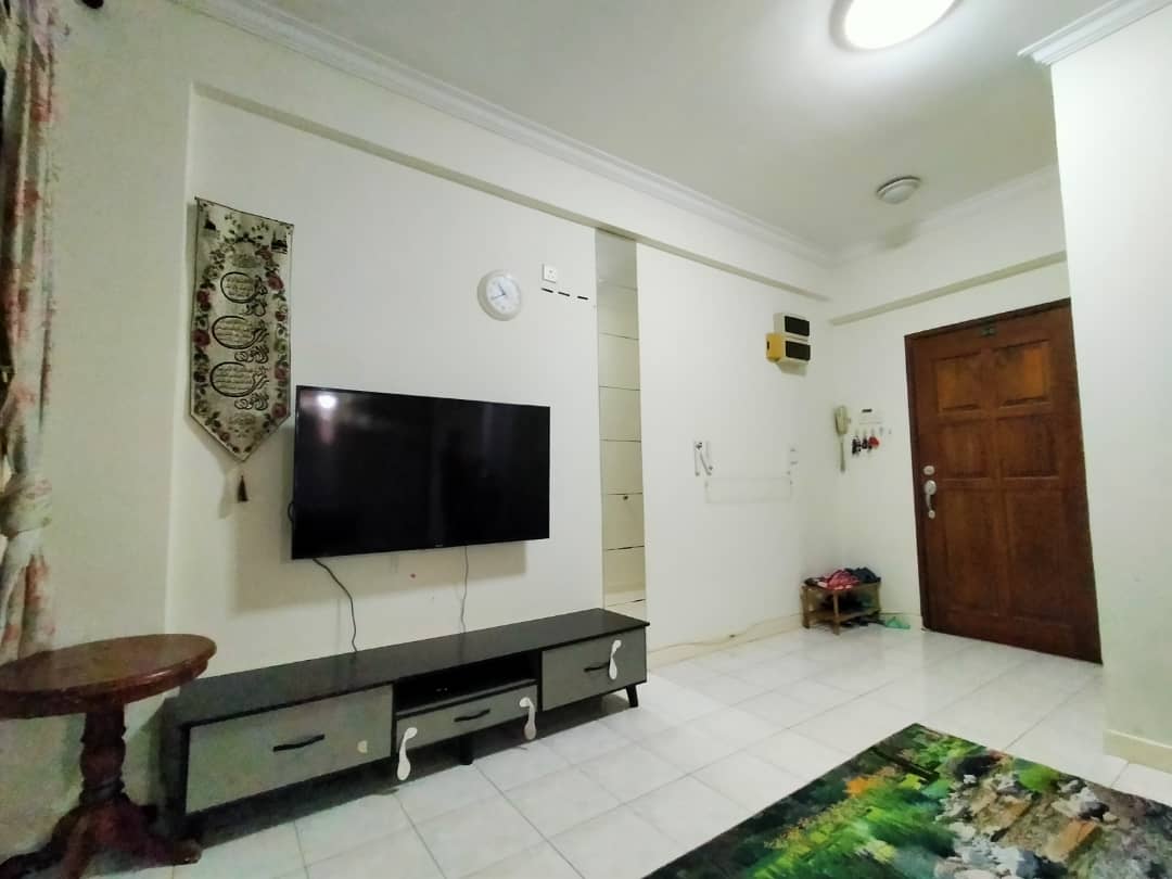 PARTIALLY FURNIESHED ELAEIS 2 CONDO BUKIT JELUTONG - photo 3