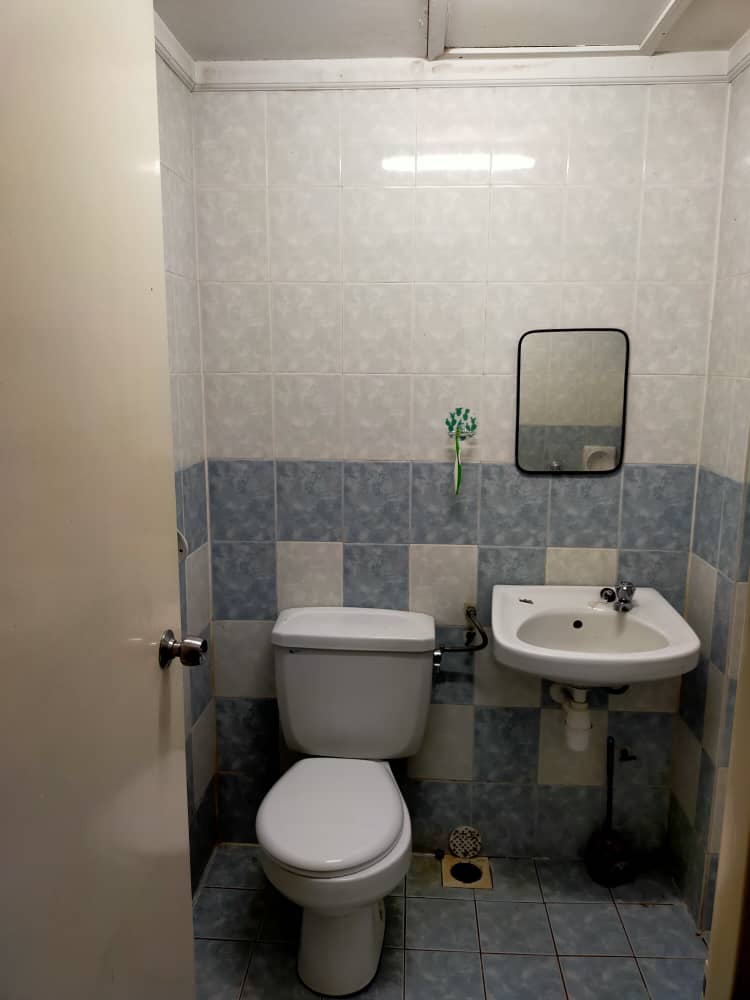 PARTIALLY FURNIESHED ELAEIS 2 CONDO BUKIT JELUTONG - photo 4