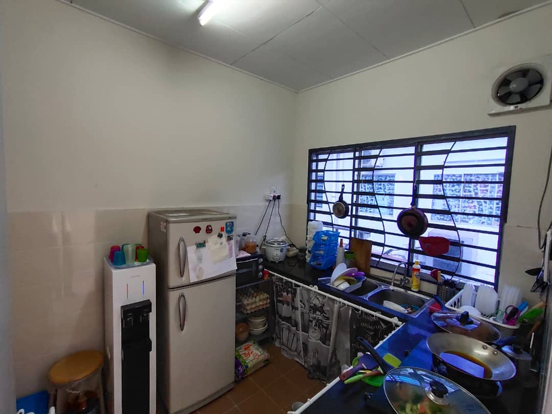 Well Kept Single Storey For Sale Bandar Putera 2 - photo 2