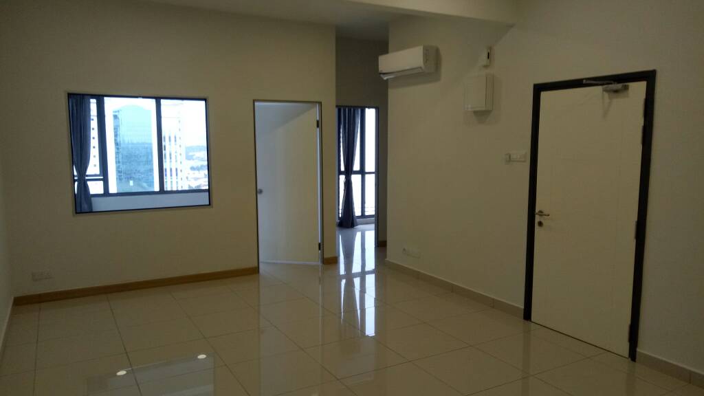 PARTIAL FURNISHED Da Men Residences USJ 1 Near LRT - photo 2