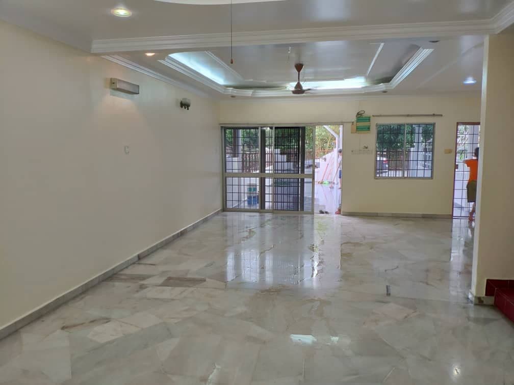 Double Storey Taman Teluk Pulai Klang Near KTM