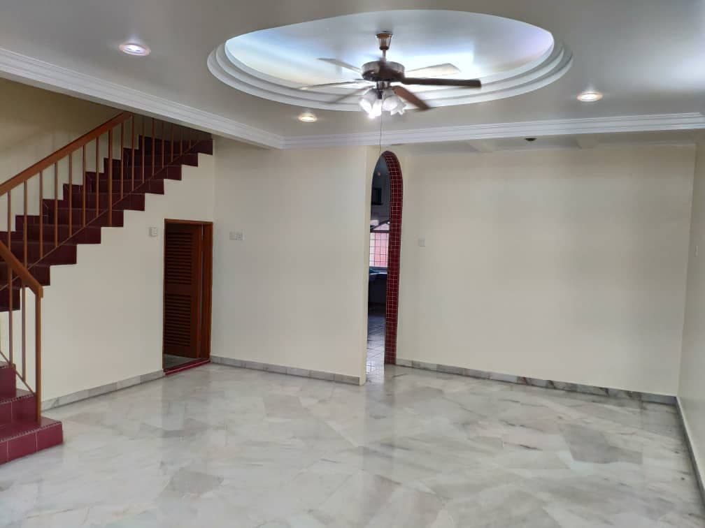 Double Storey Taman Teluk Pulai Klang Near KTM - photo 2
