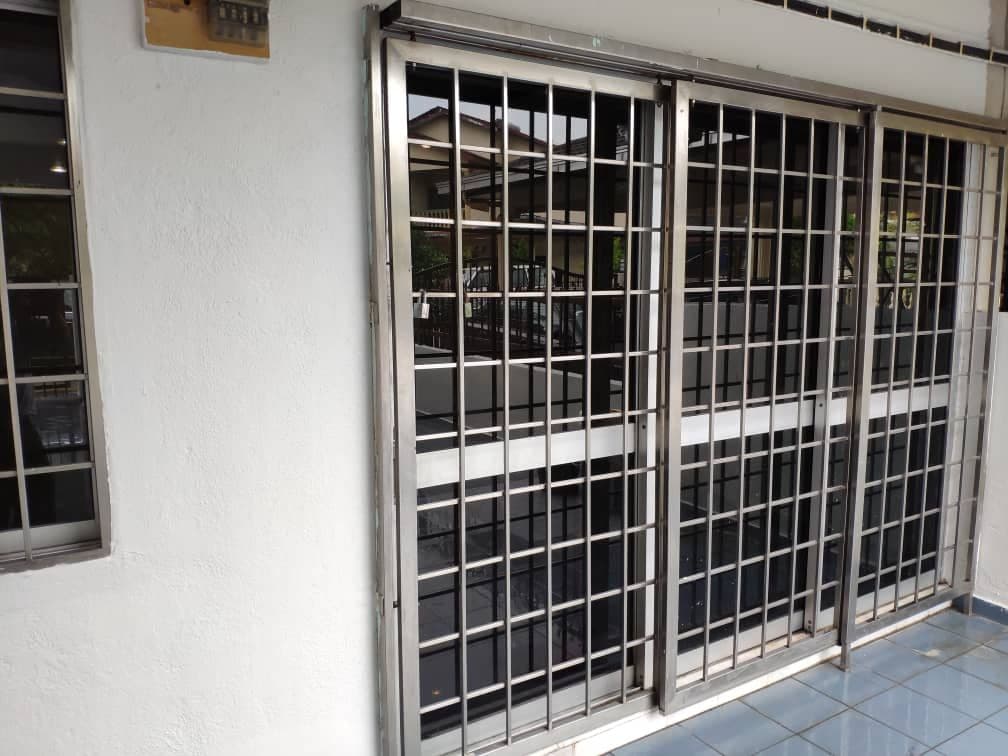 Double Storey Taman Teluk Pulai Klang Near KTM - photo 4