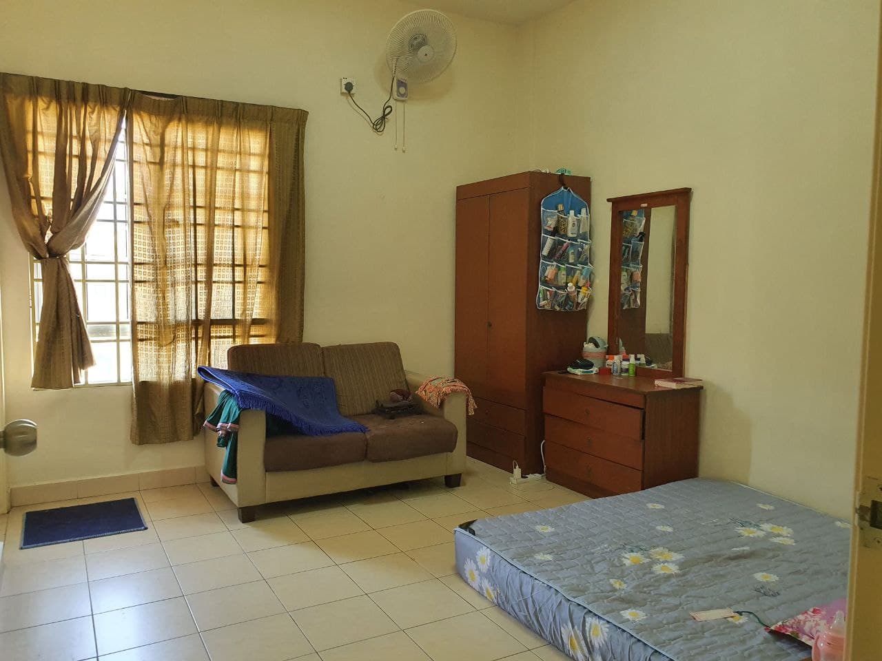 MURAH Apartment Kasuarina Partly Furnish for SALE - photo 3