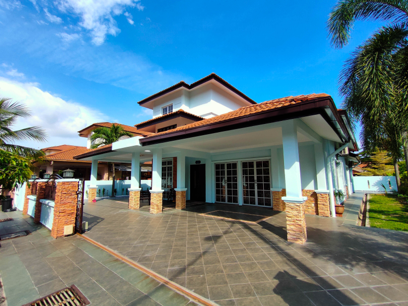 Double Storey Bungalow Seksyen 6 Bdr Bukit Mahkota