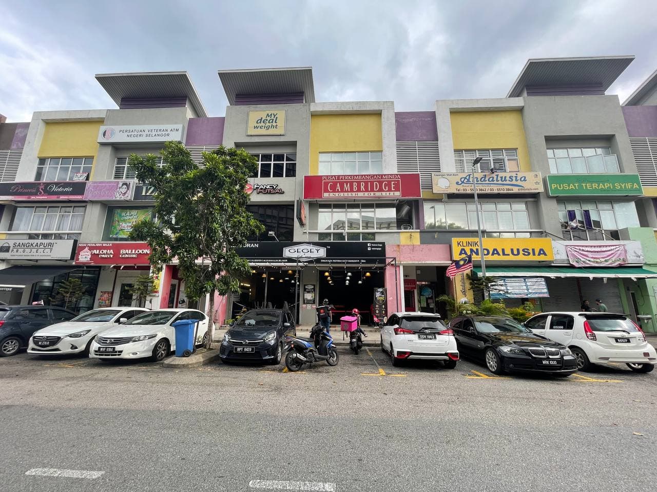 Triple Storey Shoplot, Seksyen 7 Shah Alam - photo 2