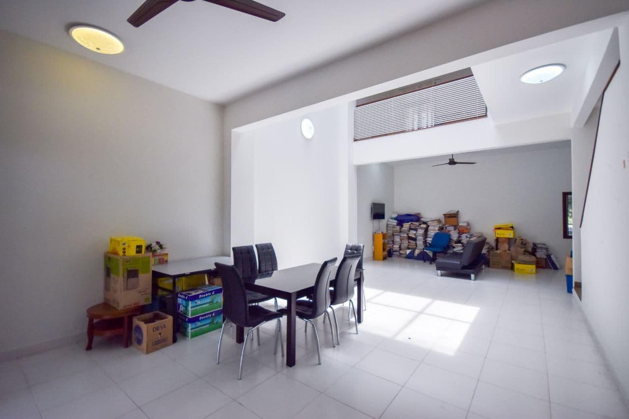 Double and a half Storey Superlink Desiran Bayu - photo 1