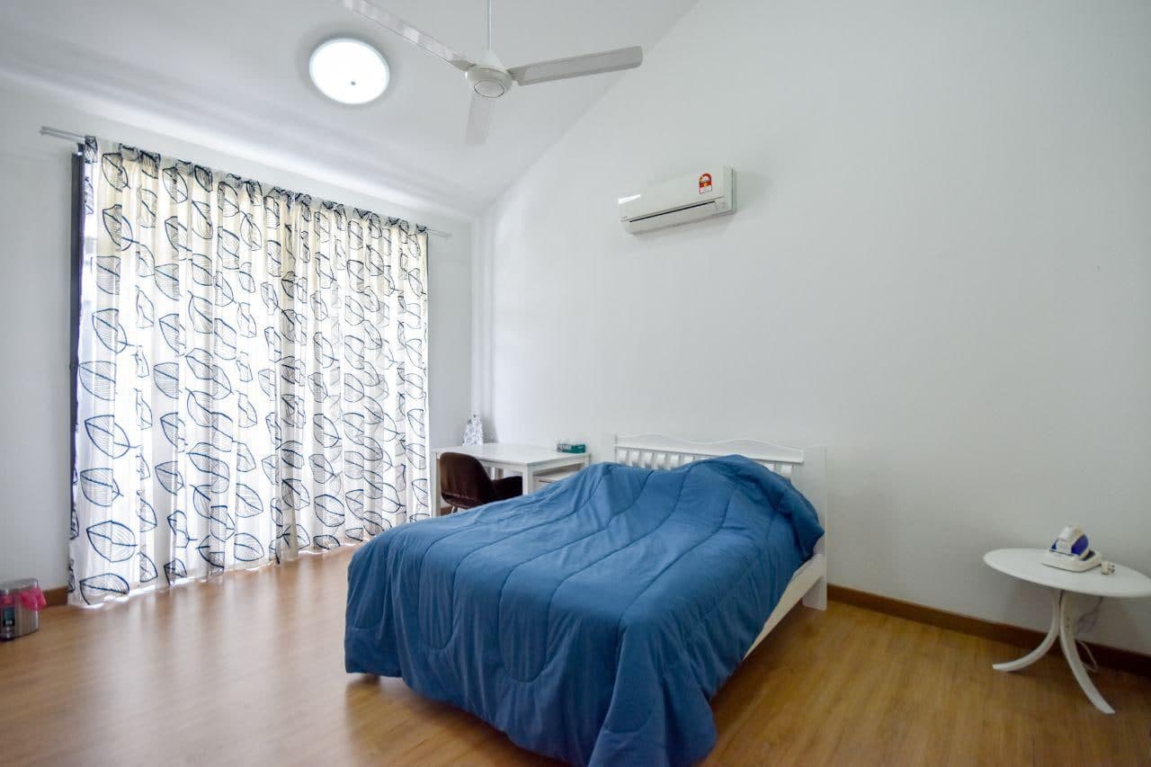 Double and a half Storey Superlink Desiran Bayu - photo 4