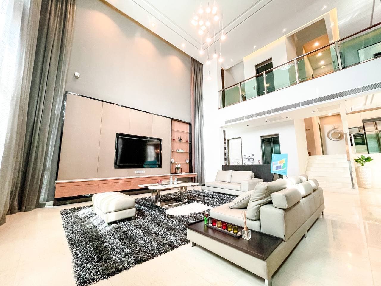 3-Storey Bungalow Hamton Kemensah Taman Melawati