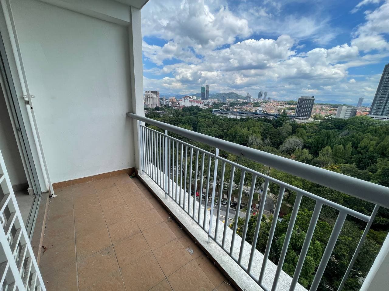 Suasana Lumayan Condominium, Bandar Tun Razak - photo 6