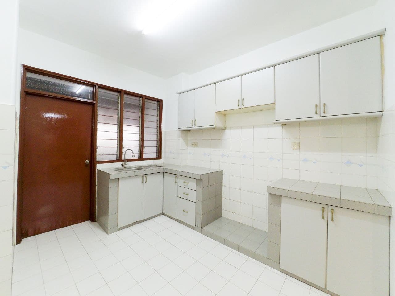Sri Ayu Apartment, Setiawangsa - photo 2