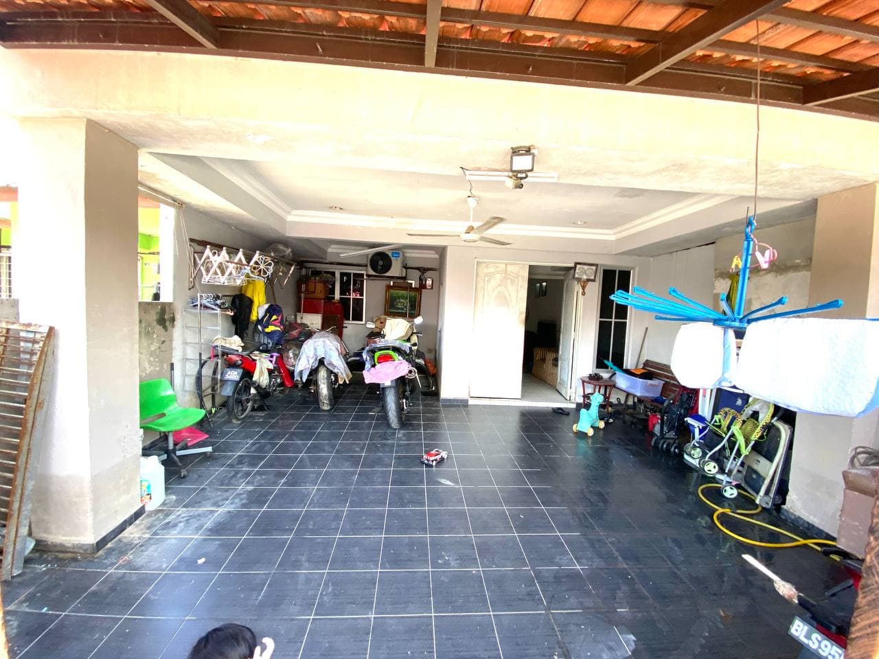 Single Storey Terrace, Taman Sri Indah, Cheras - photo 5