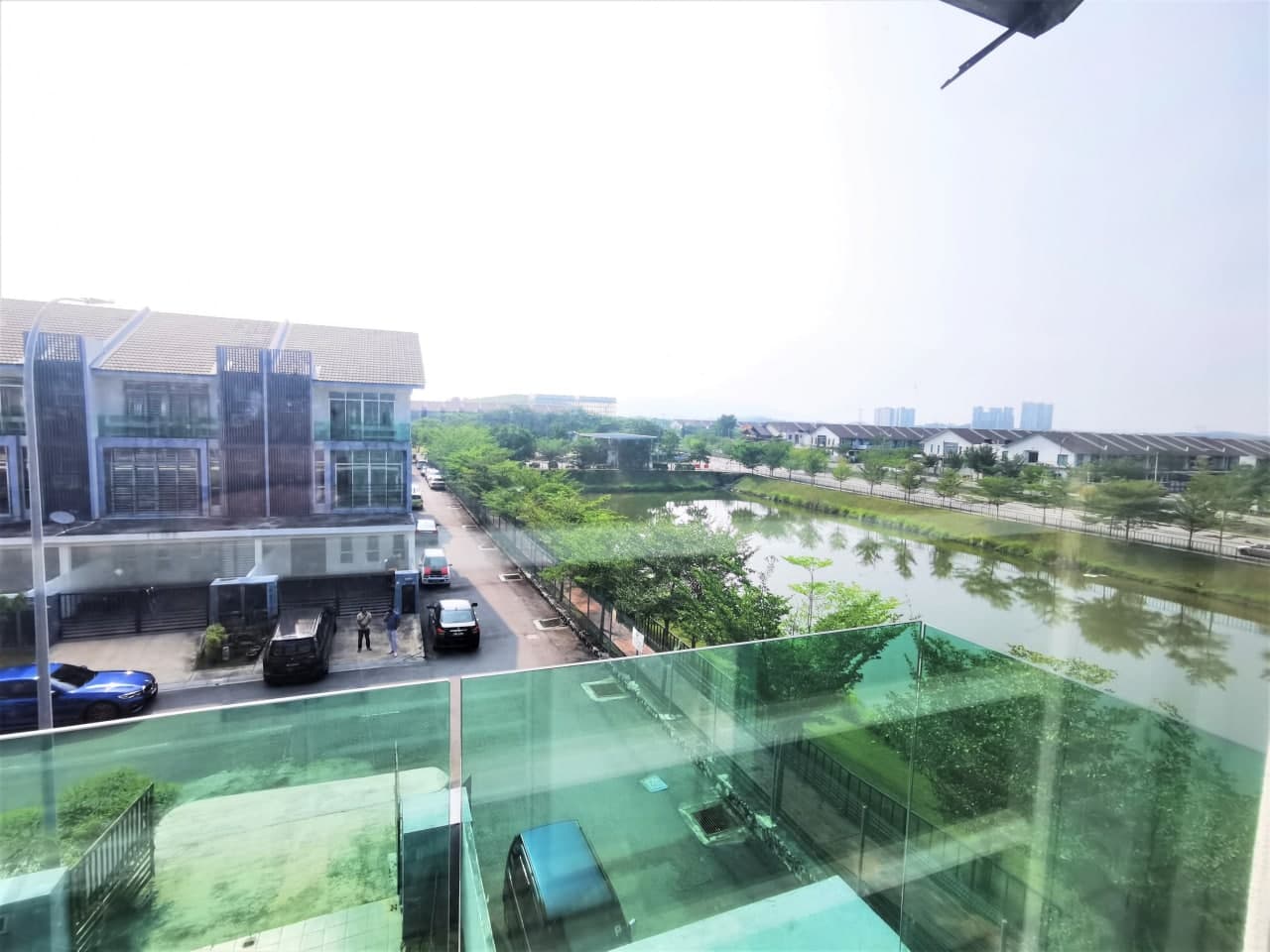 Triple Storey Terrace, Bangi Avenue 3, Seksyen 7 - photo 6