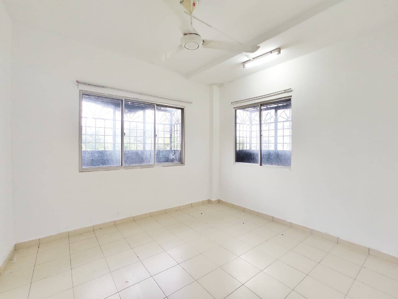 Taman Sri Murni Fasa 2 Apartment - photo 3