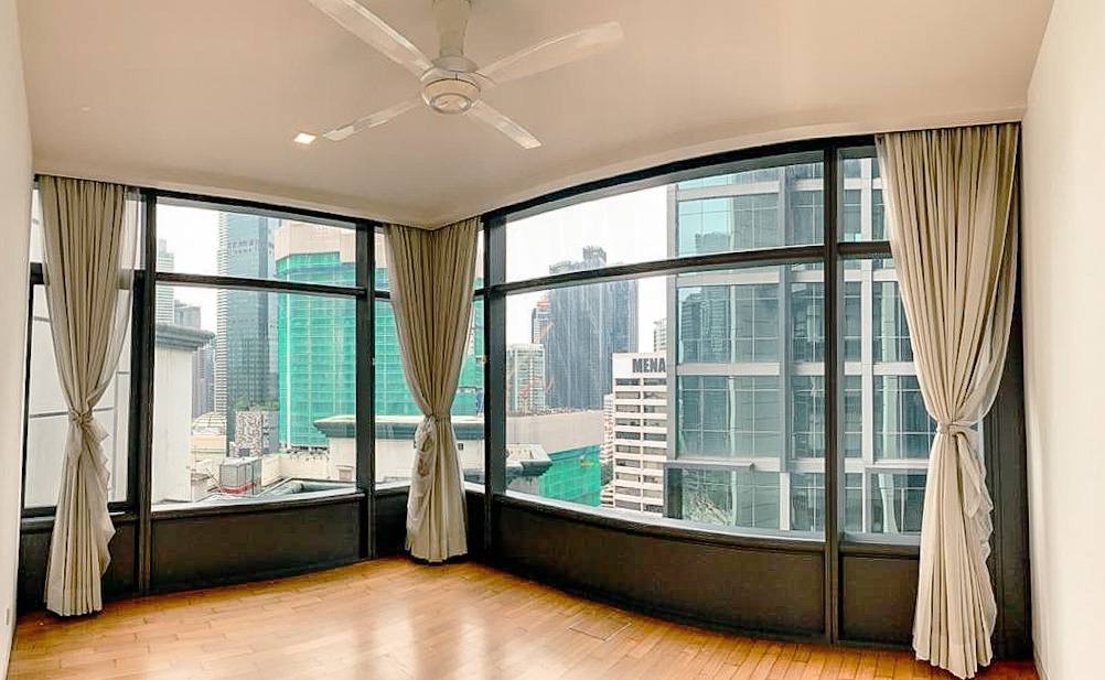 The Troika, KLCC - photo 3