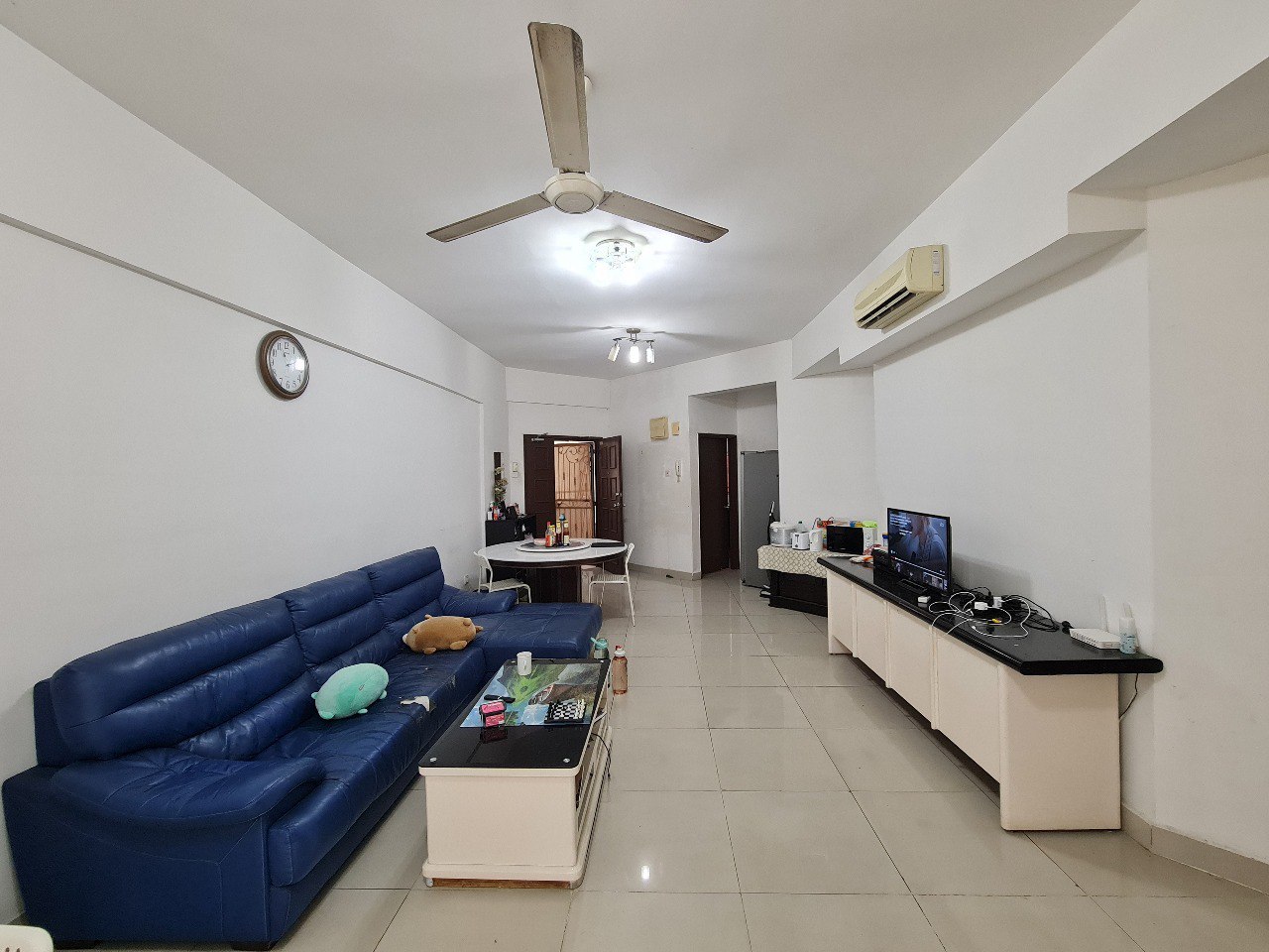 Freehold Renovated Villa Wangsamas Condominium - photo 2