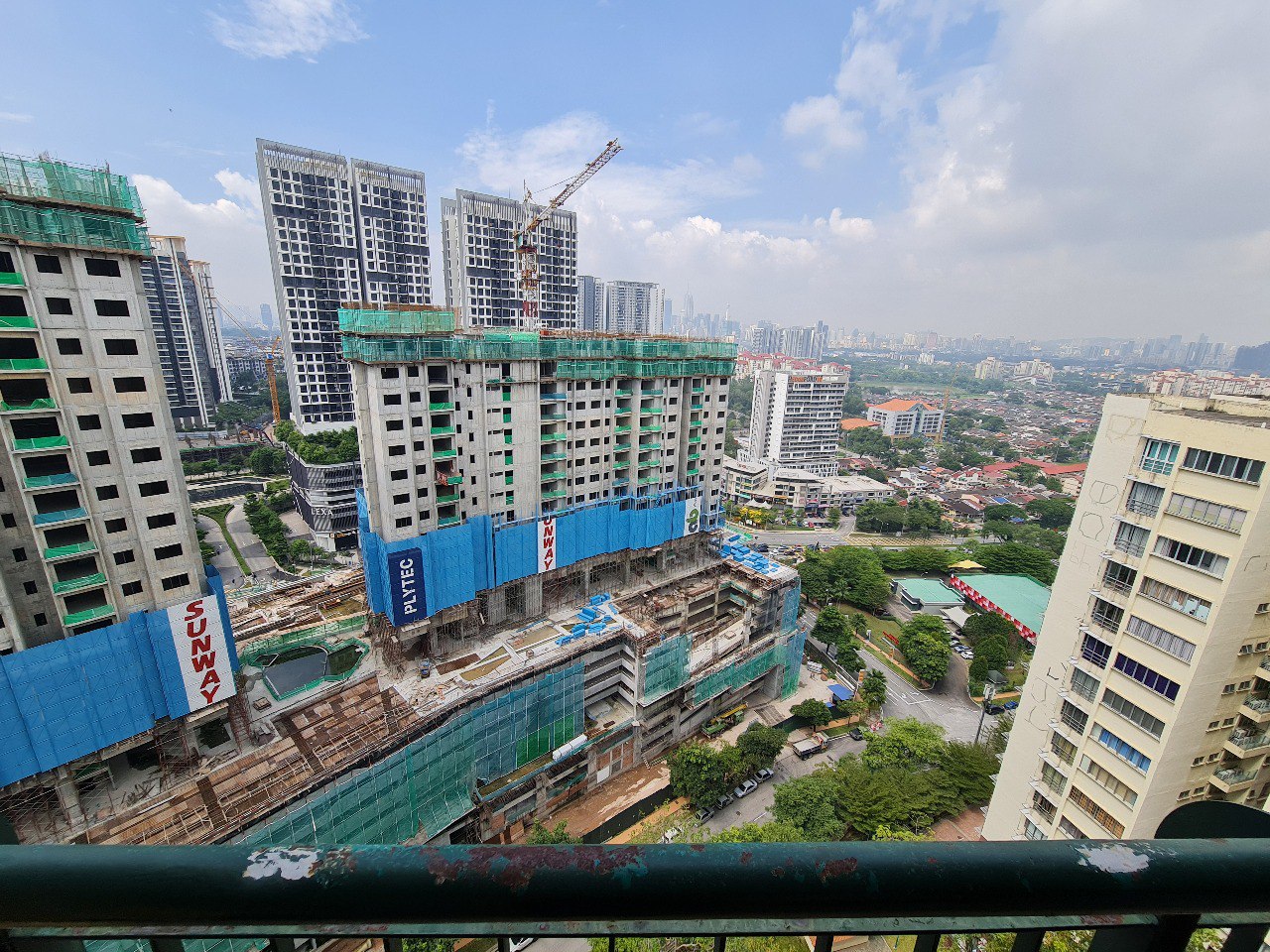 Freehold Renovated Villa Wangsamas Condominium - photo 4