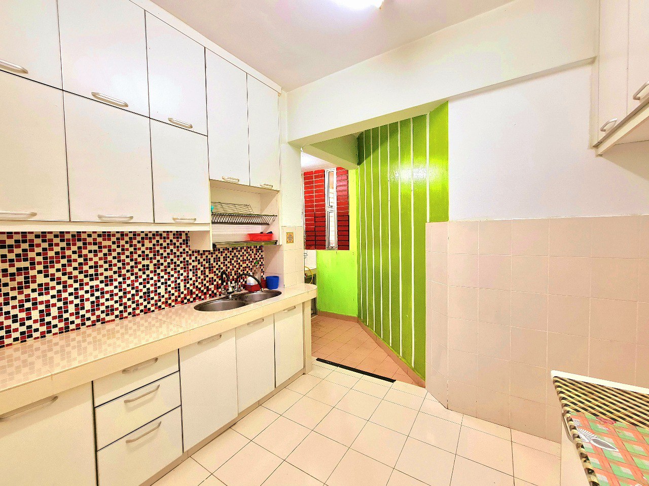 Lower Ground Apartment Apartment Andari Townvilla - photo 3