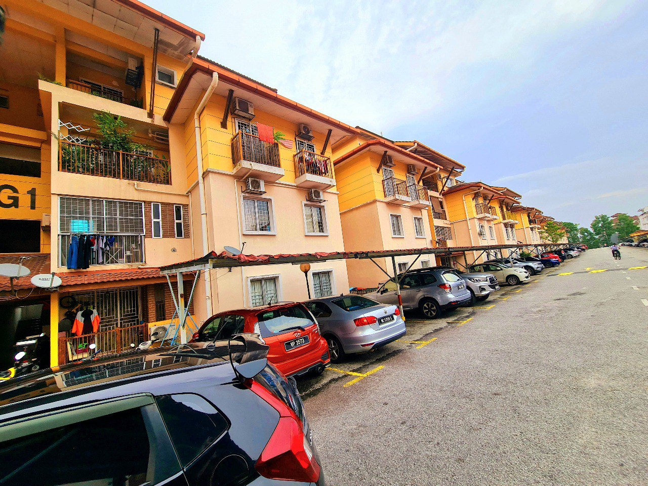 Lower Ground Apartment Apartment Andari Townvilla - photo 7