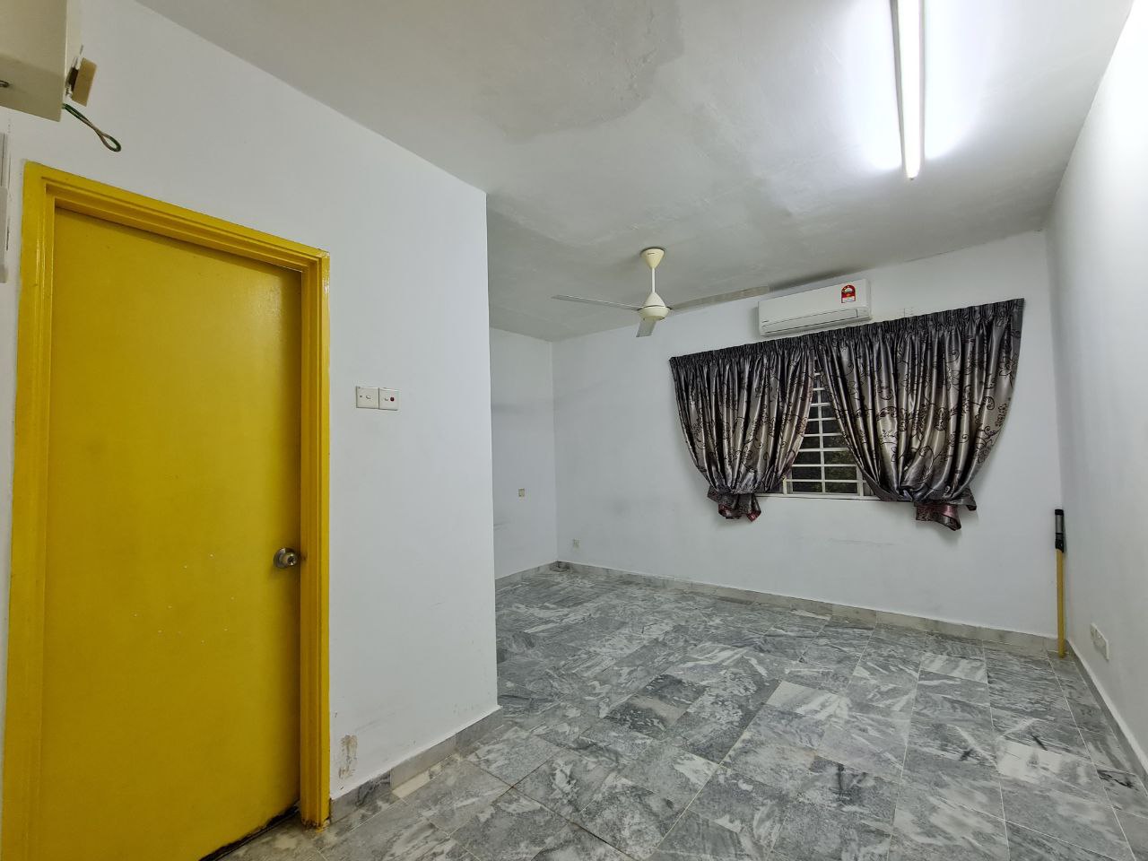 Kemensah Villa - photo 4