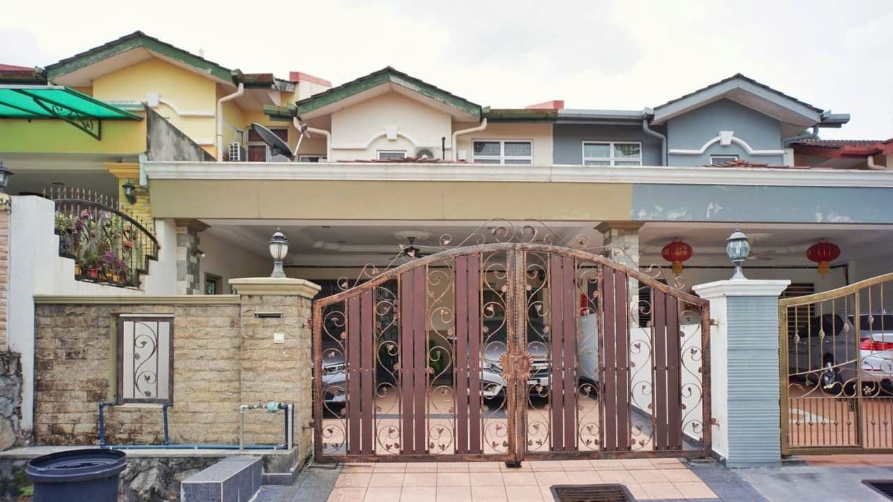 2 Storey Bandar Putra Permai Seri Kembangan