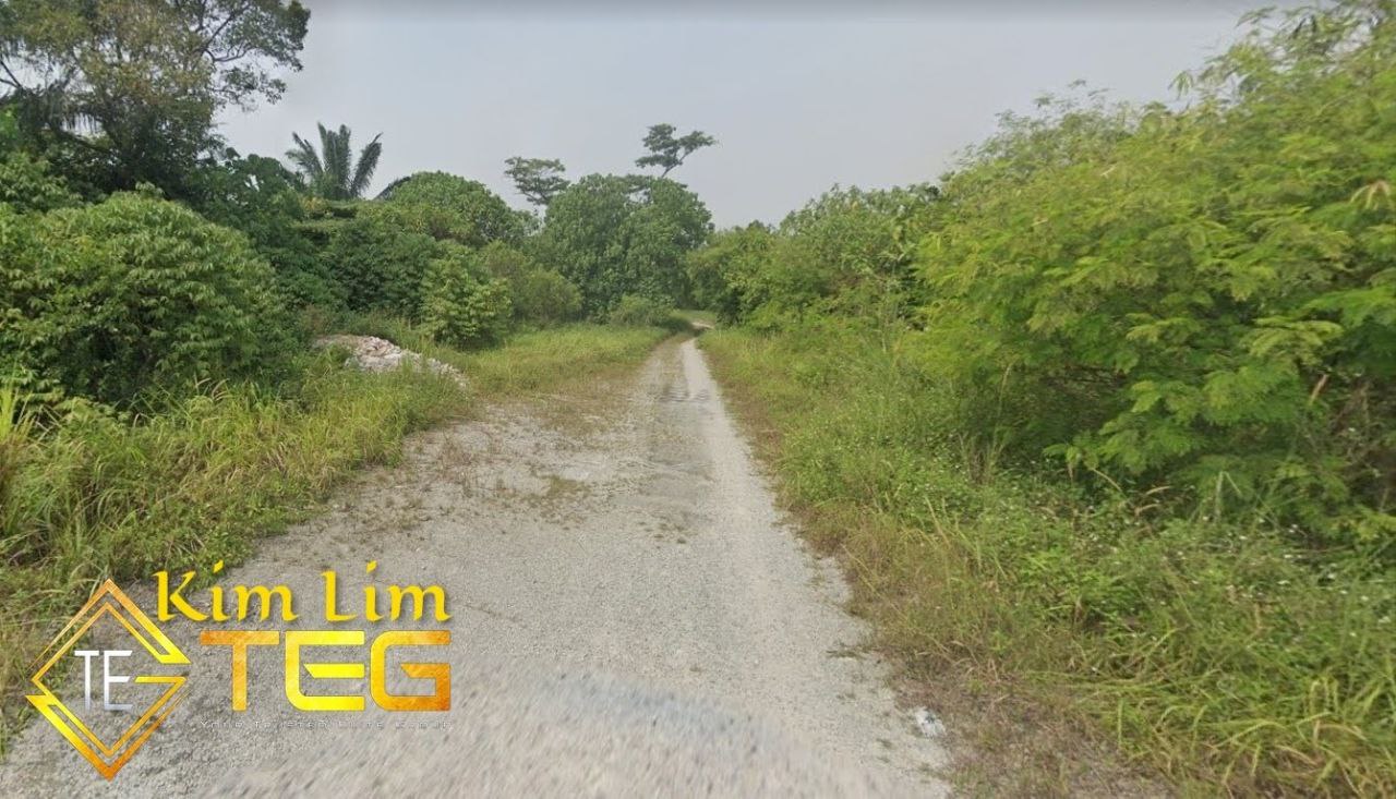 Batu 13 Commercial Land - photo 3