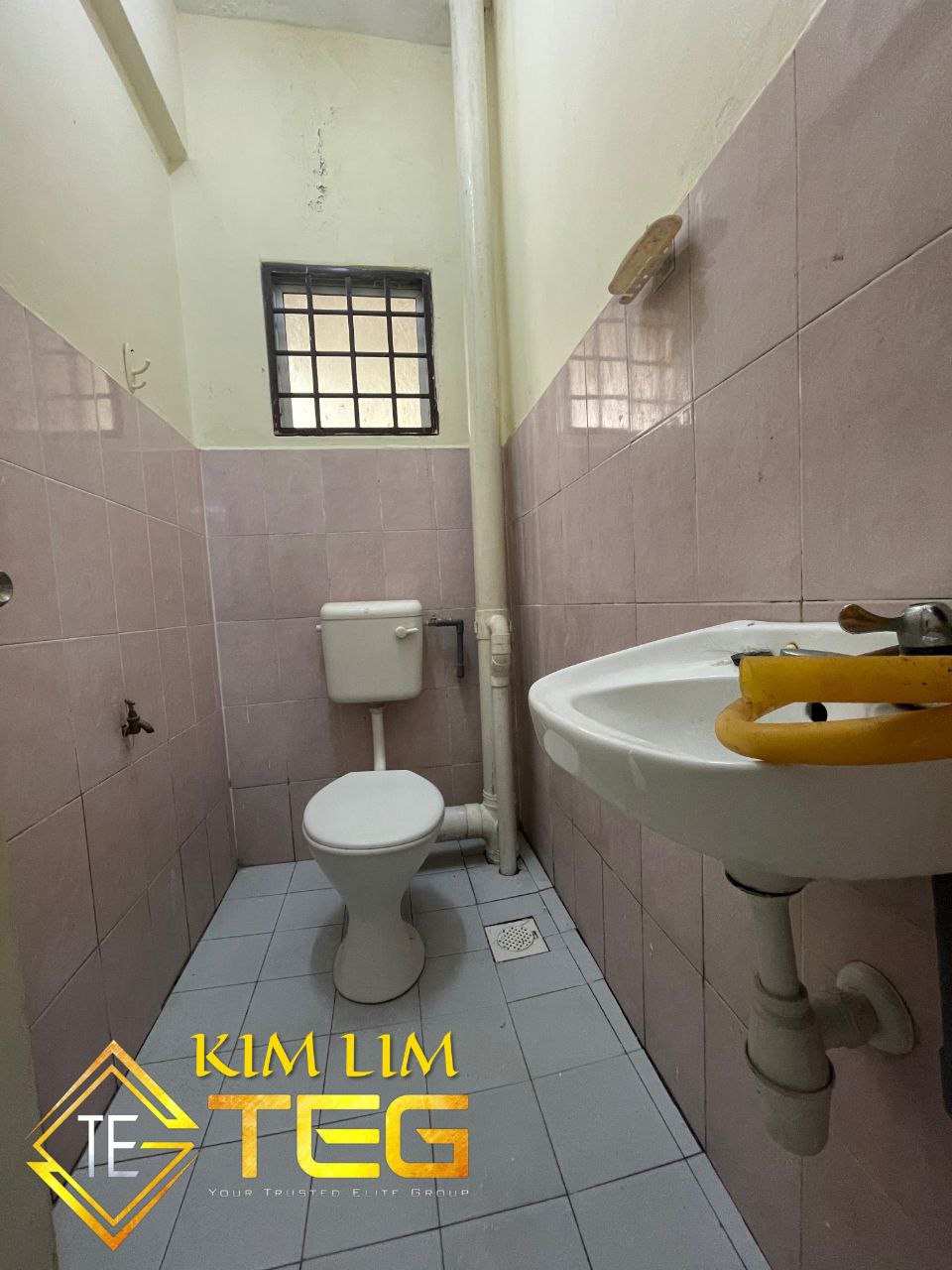 Teluk Pulai Amazing Heights Apartment - photo 6
