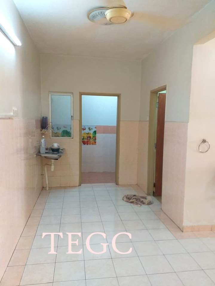 Bayu Villa Apartment Taman Bayu Perdana Klang - photo 4