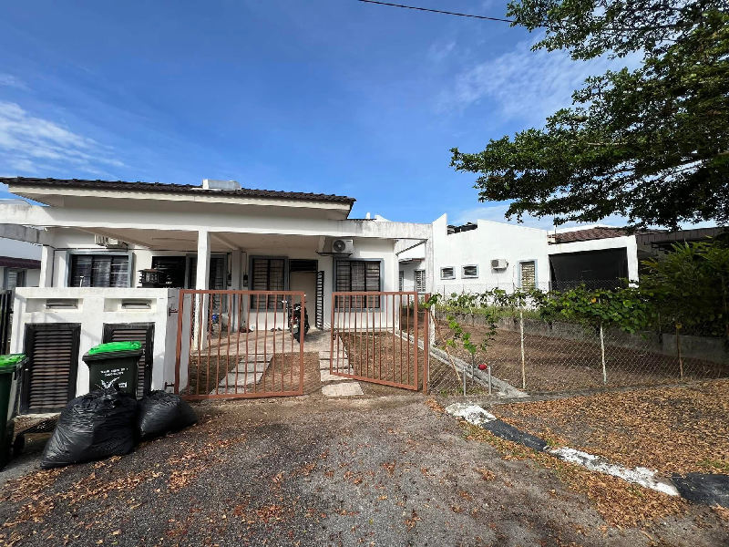 Single Storey Endlot Prima Desa Aman Padang Serai - photo 1