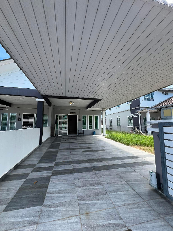 Double Storey End Lot Taman Penaga Permai - photo 2