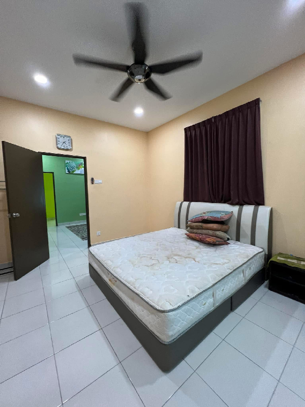 Double Storey End Lot Taman Penaga Permai - photo 9