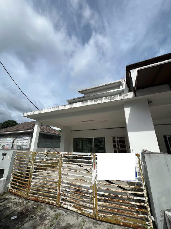 Double Storey Terrace End Lot Teluk Kumbar Residence