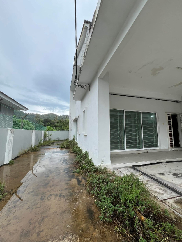 Double Storey Terrace End Lot Teluk Kumbar Residence - photo 3