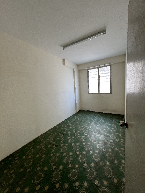 Sri Saujana Apartment Gat Lebuh Macallum - photo 9